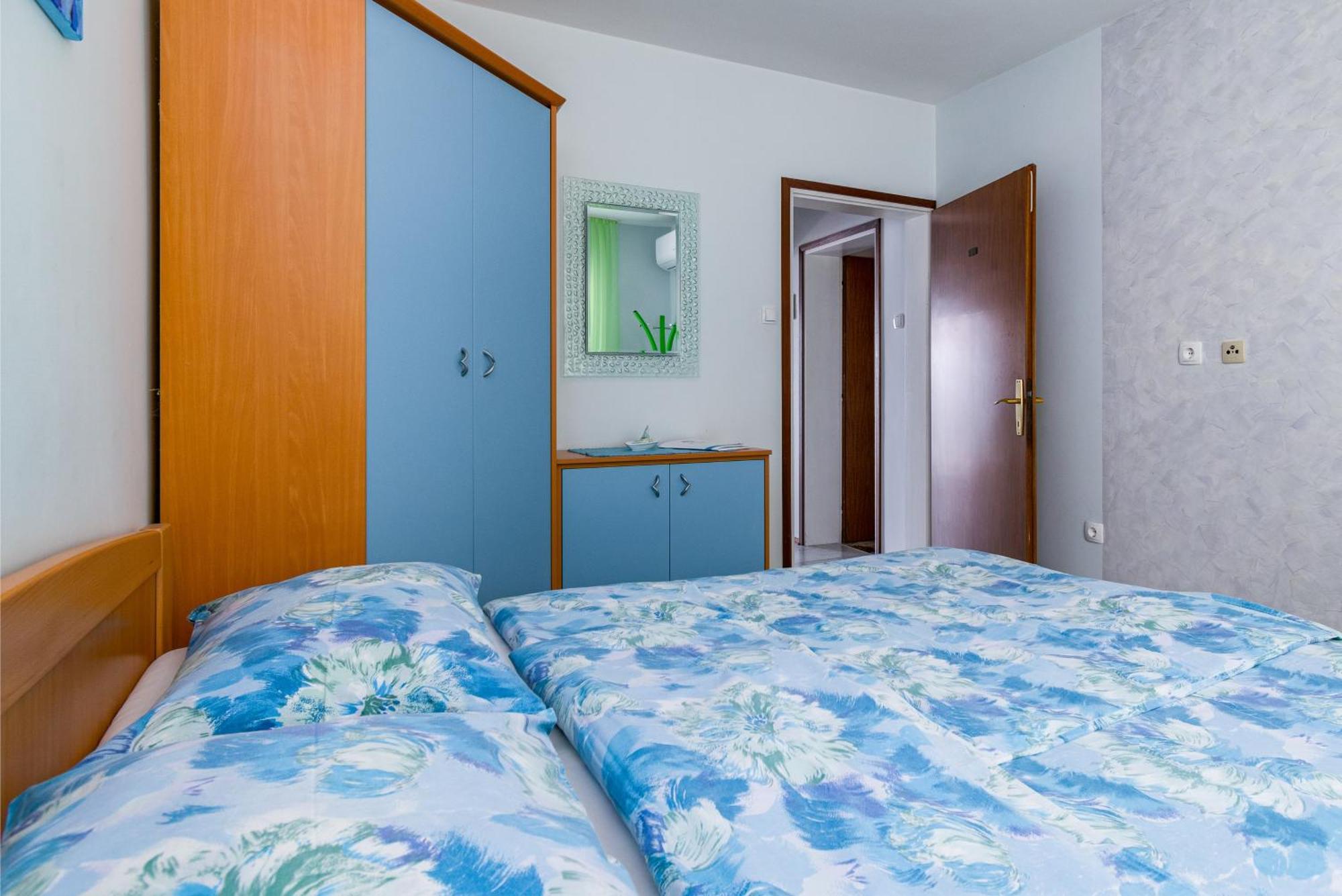 Apartments By The Sea Medveja, Opatija - 7720 Lovran Ruang foto
